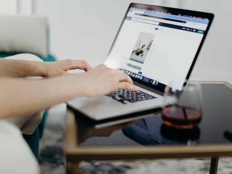 comment creer un site web pour une association
